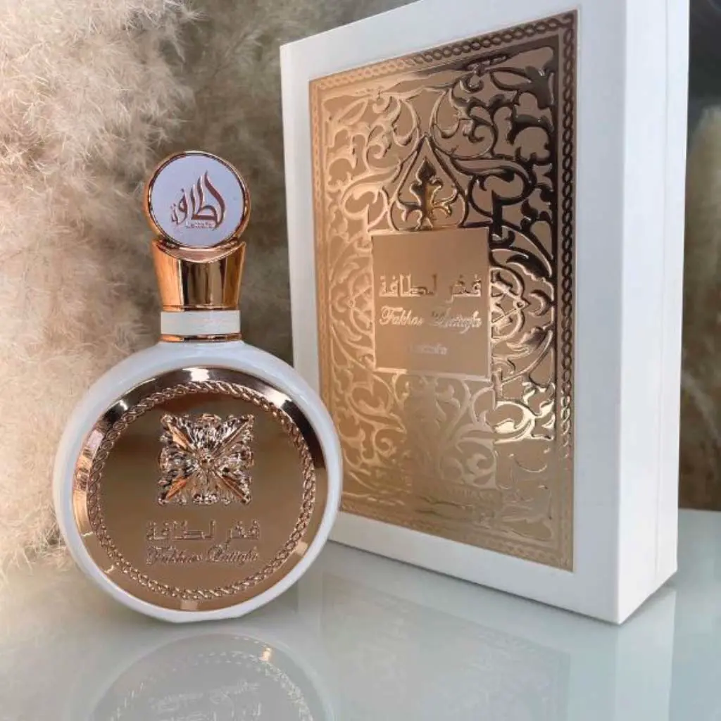 Fakhar Rosé Eau de Parfum 100 ml - Perfume Feminino Lattafa - Presentes da Dani, Perfumes em Blumenau, Vale do Itajaí/SC. Perfume Fakhar Rosé Eau de Parfum 100 ml - Perfume Feminino Marca Lattafa - Presentes da Dani, Perfumes em Blumenau, Vale do Itajaí/SC.